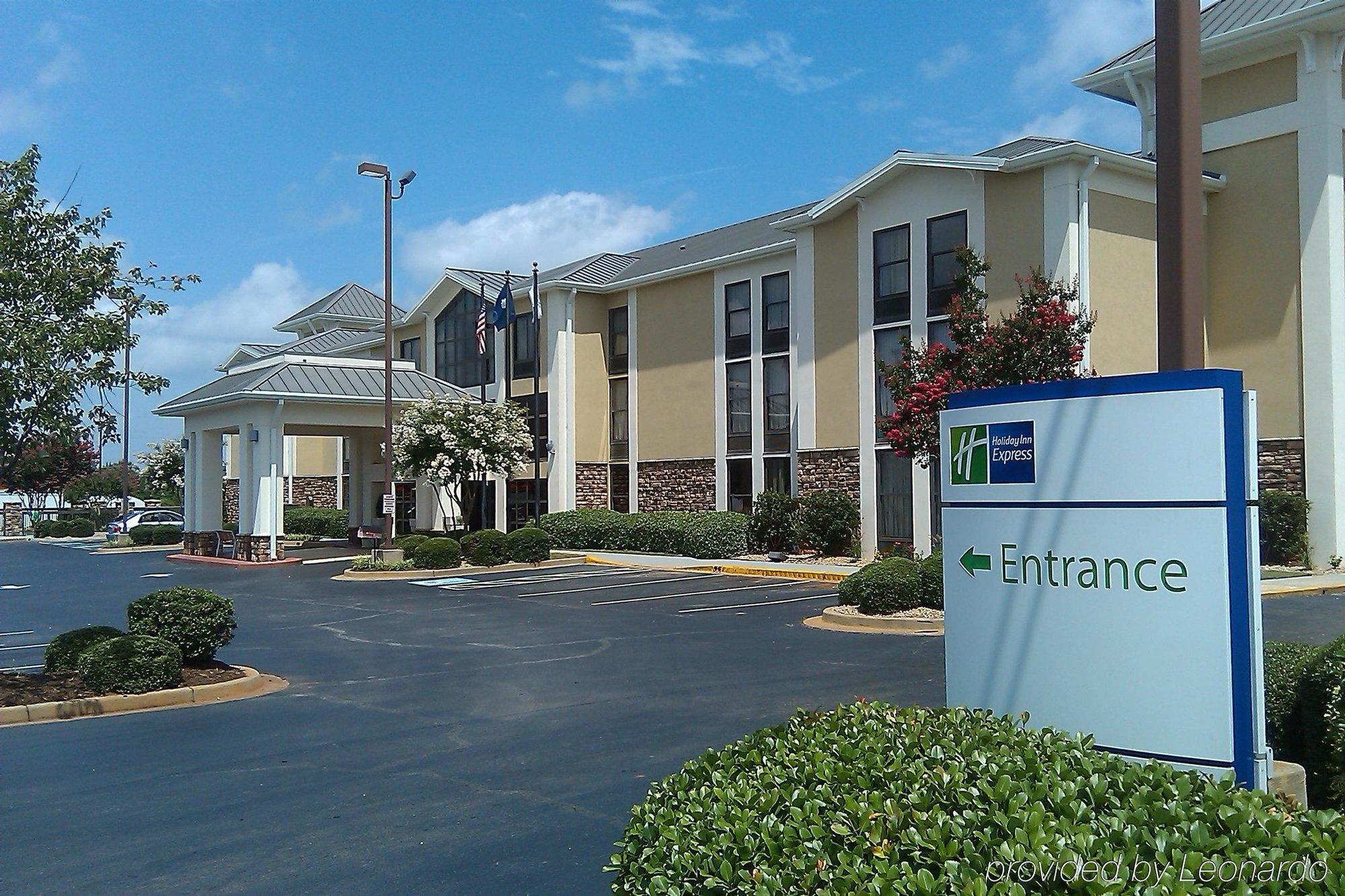 Holiday Inn Express Anderson I-85 - Exit 27- Highway 81, An Ihg Hotel Exterior photo